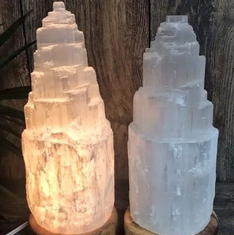 Huge floor selenite lamp